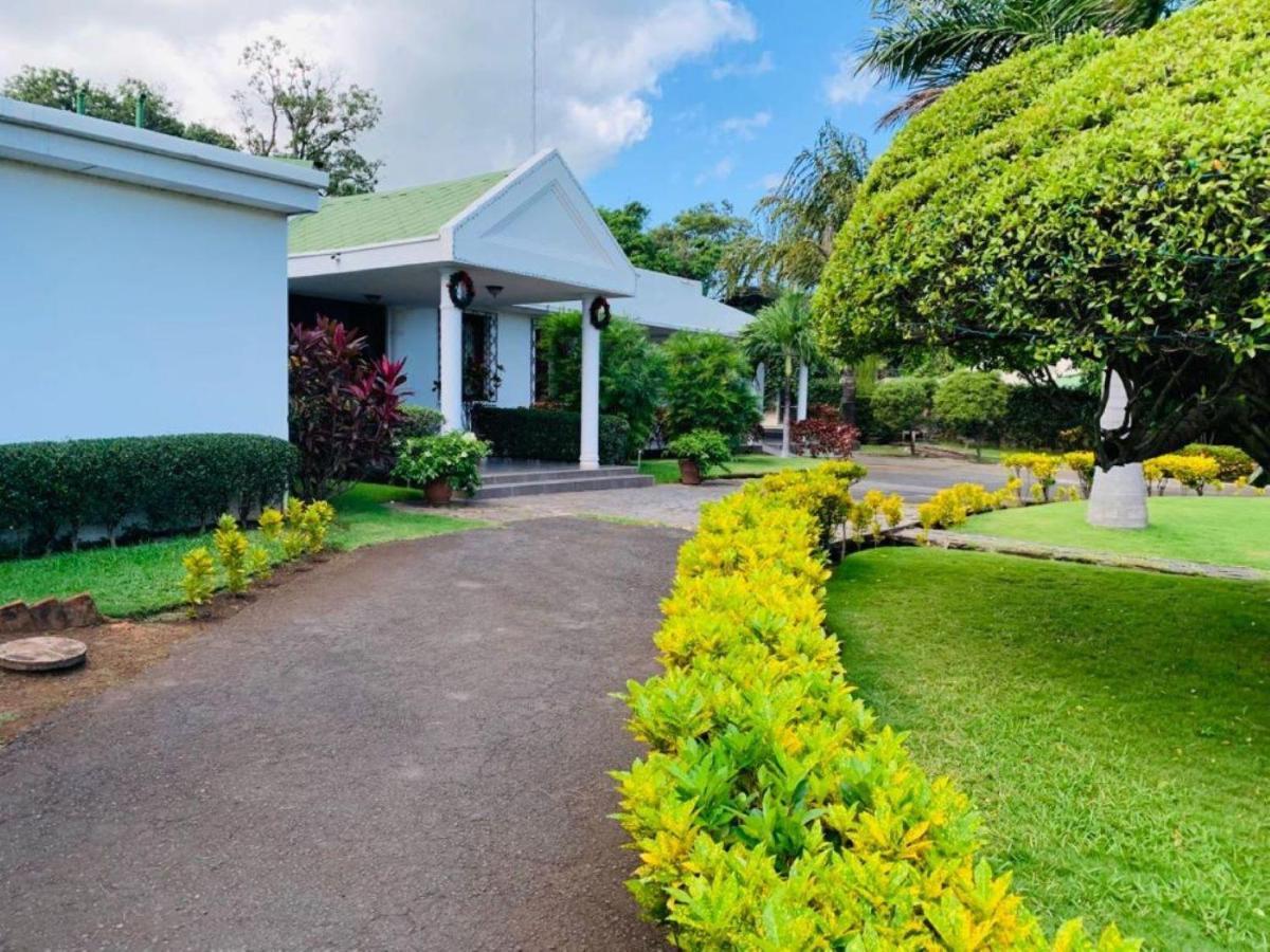 Hotel Casa Del Sol Managua Buitenkant foto