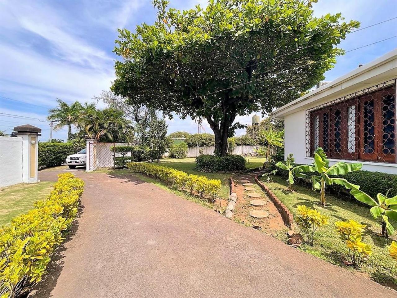 Hotel Casa Del Sol Managua Buitenkant foto